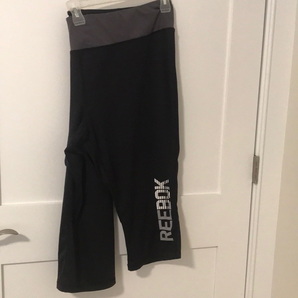 Cute Reebok workout Capri pants